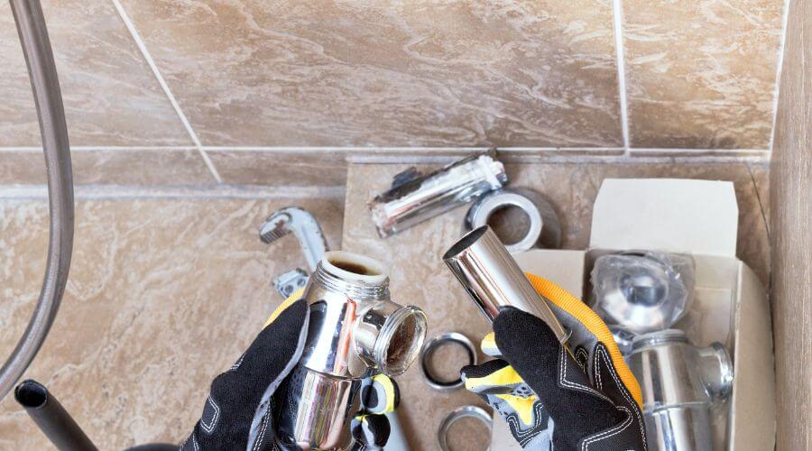 Professional residential roofers in Staples, TX